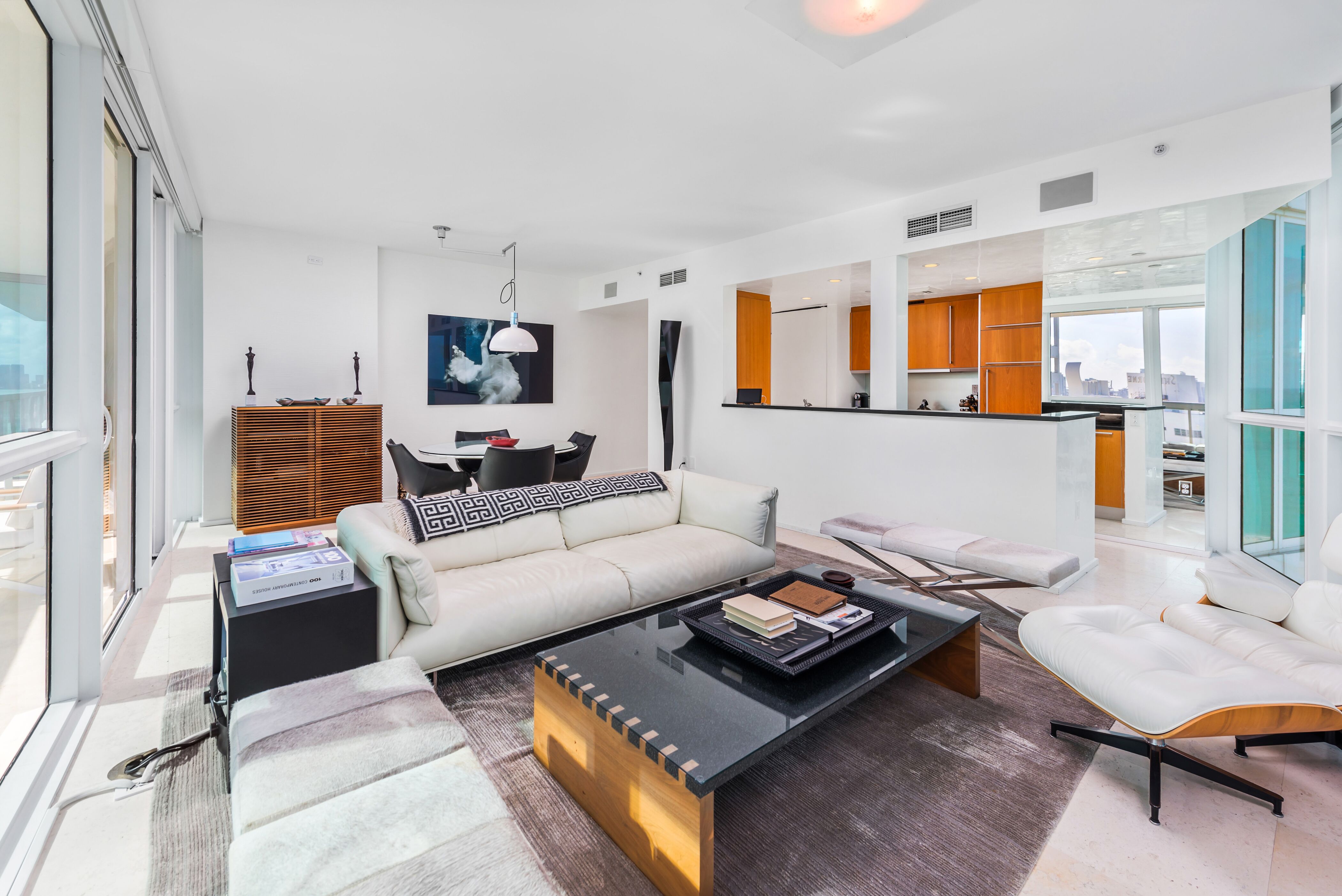 L2BNB Miami Setai 2208 008