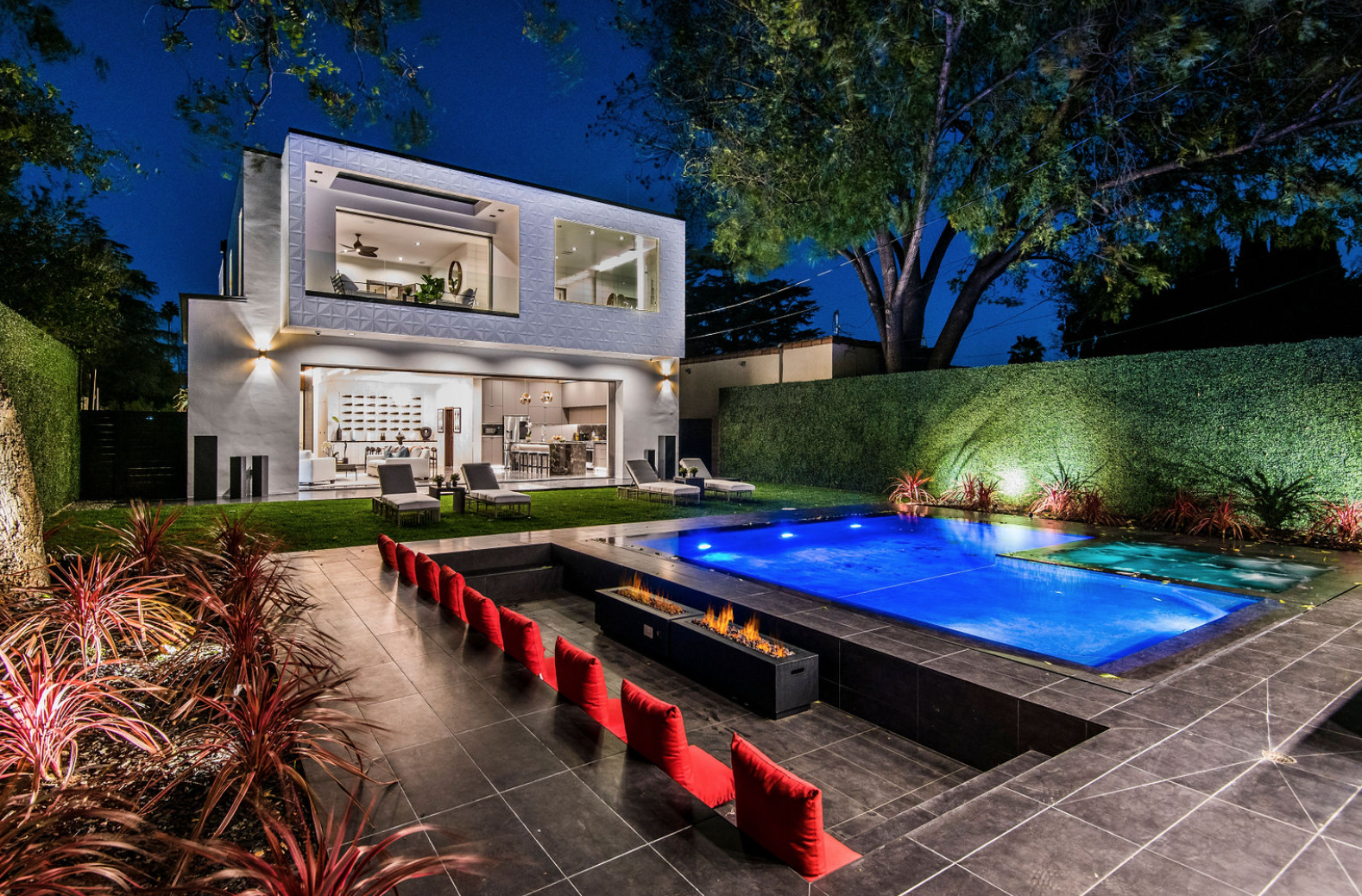 StayRoman Real Estate